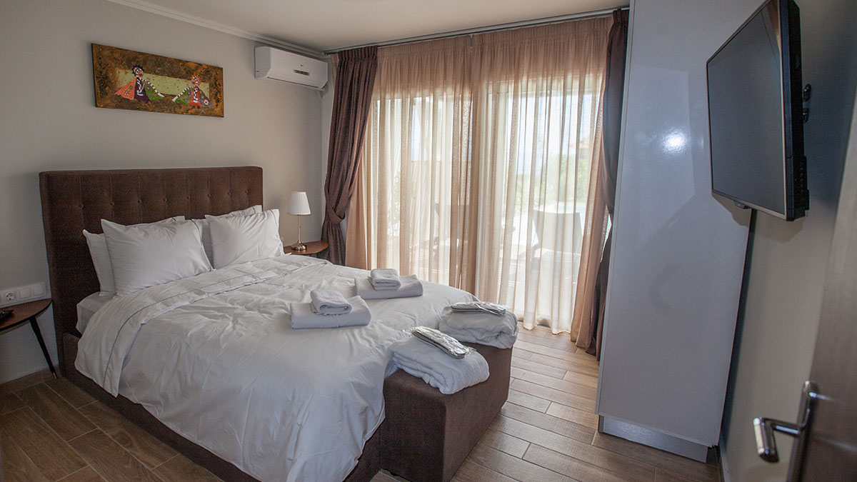 Sunny Villas Exclusive Family Villa 5-room (4bedroom) Private Pool